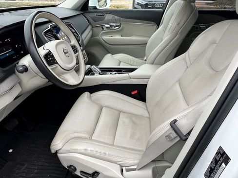 Certified 2023 Volvo XC90 B6 Ultimate w/ Protection Package Premier image 3