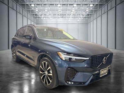 Used 2023 Volvo XC60 B5 Plus w/ Climate Package