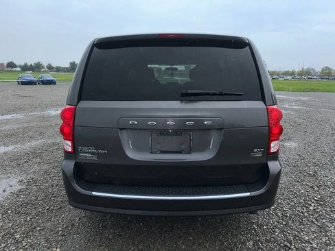 Used 2015 Dodge Grand Caravan SXT FWD image 8