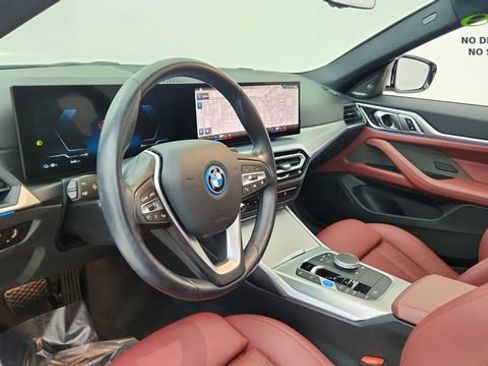 Used 2023 BMW i4 eDrive35 RWD image 19