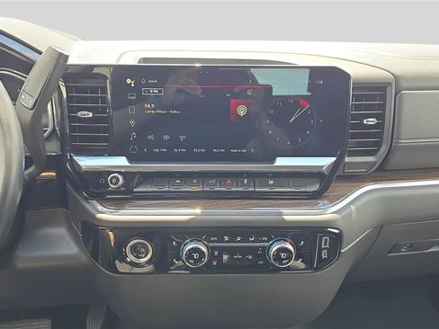 Used 2024 GMC Sierra 1500 Elevation AWD/4WD image 19