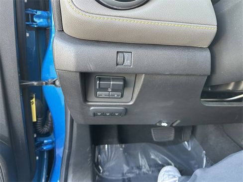 Used 2024 Chevrolet Colorado ZR2 w/ ZR2 Bison Edition image 28