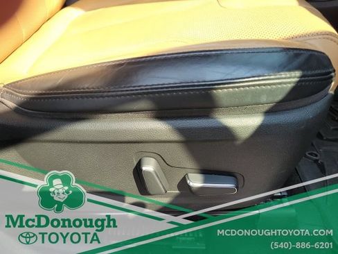 Used 2022 Hyundai Santa Fe Calligraphy AWD/4WD image 21