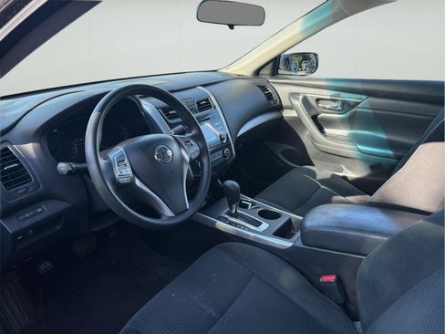 Used 2015 Nissan Altima 2.5 S w/ Special Edition Package FWD image 7