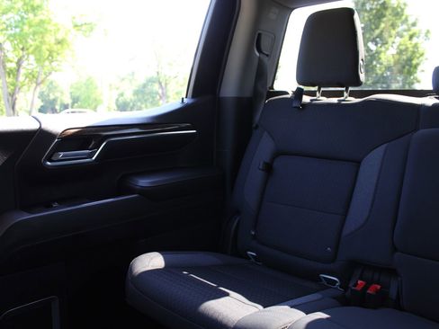 Used 2023 GMC Sierra 1500 Elevation AWD/4WD image 13