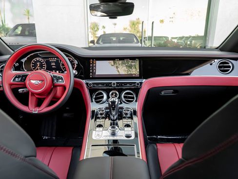 Certified 2023 Bentley Continental GT V8 AWD/4WD image 4