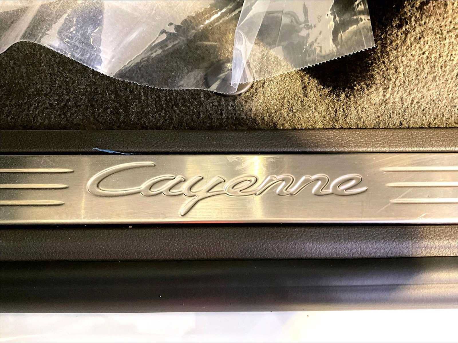 Certified 2016 Porsche Cayenne AWD/4WD image 19
