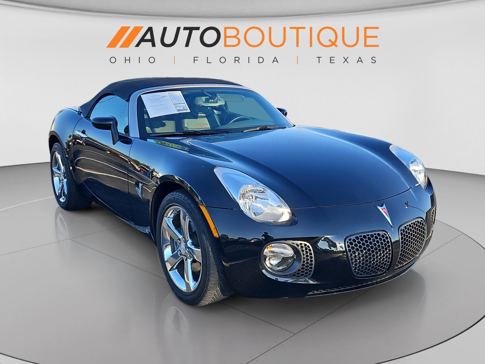 Used 2009 Pontiac Solstice GXP w/ Club Sport Package RWD image 7