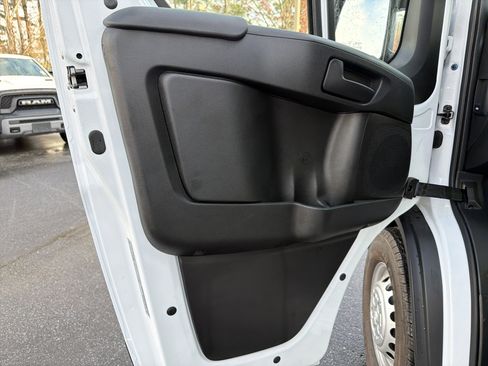 Used 2025 RAM ProMaster 2500 image 11
