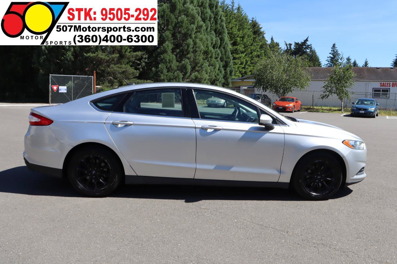 Used 2015 Ford Fusion S FWD image 9