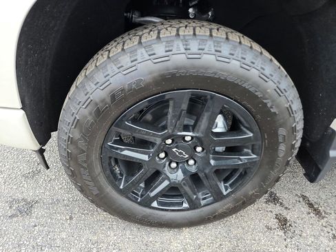 New 2026 Chevrolet Silverado 1500 RST w/ Convenience Package II image 32