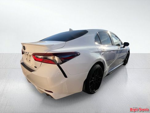 Certified 2022 Toyota Camry SE w/ TRD Appearance Package (TMS) FWD image 4