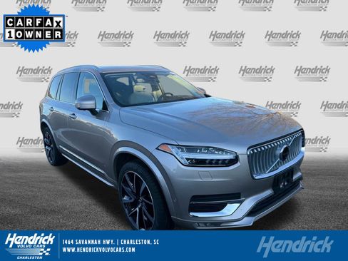 Certified 2023 Volvo XC90 B6 Plus image 1