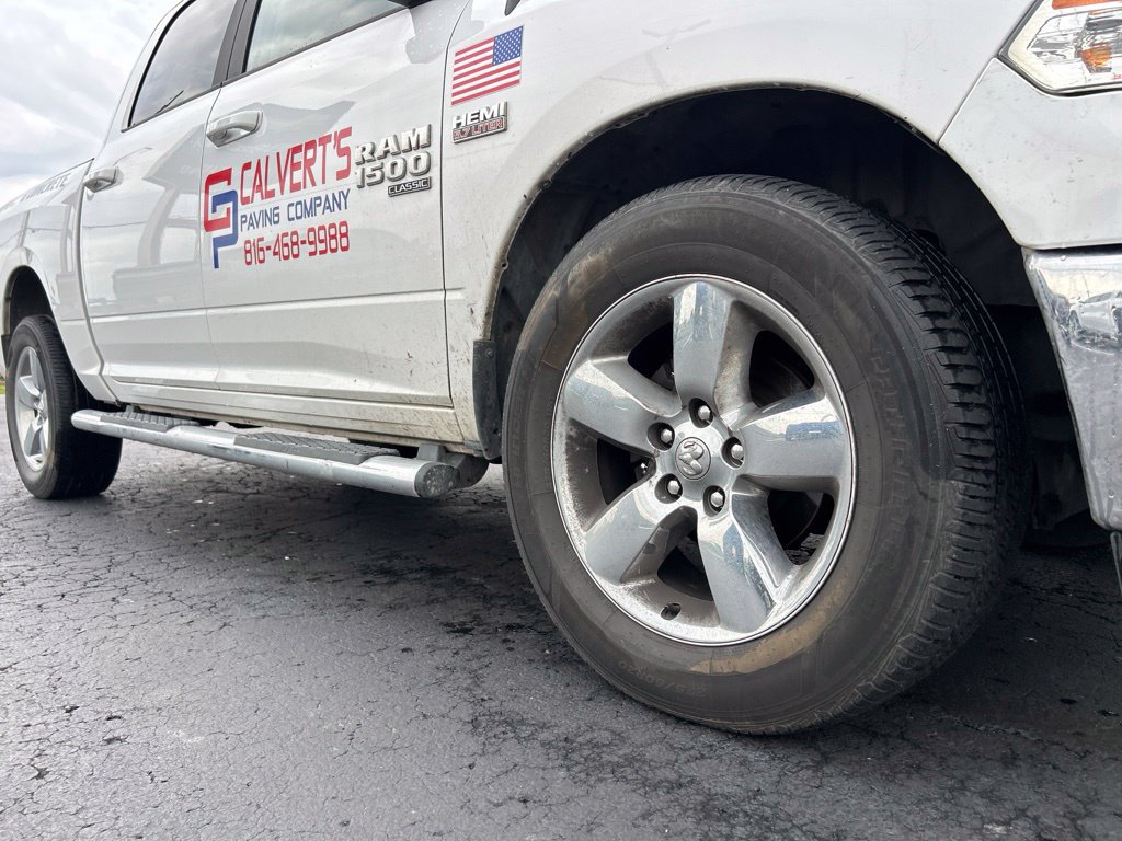 Used 2019 RAM 1500 Classic SLT AWD/4WD image 10