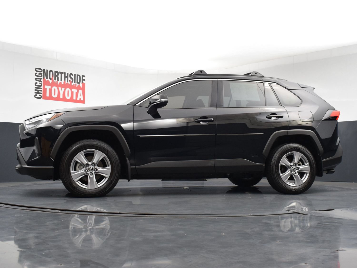 Used 2025 Toyota RAV4 XLE w/ Convenience Package AWD/4WD image 27