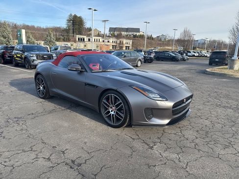 Used 2019 Jaguar F-TYPE Convertible image 6