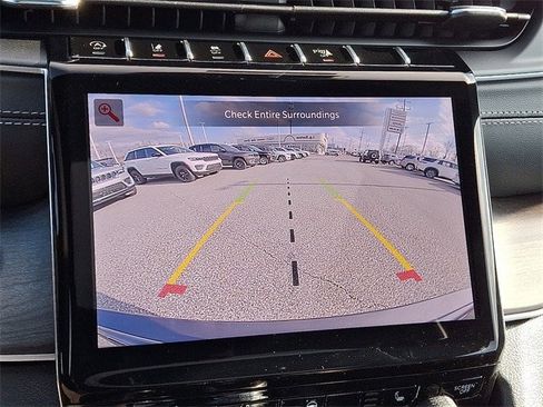 New 2025 Jeep Grand Cherokee Limited w/ Trailer Tow Package image 14