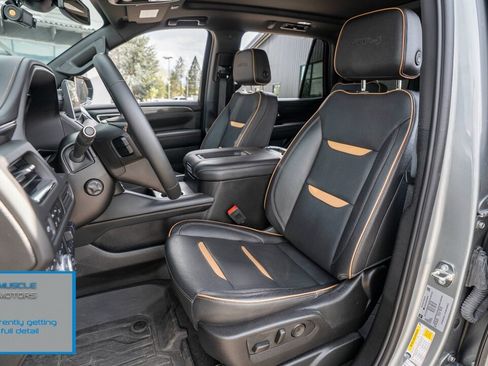 Used 2023 GMC Yukon AT4 w/ Max Trailering Package AWD/4WD image 12