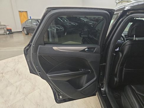 Used 2017 Lincoln MKC Premiere image 22