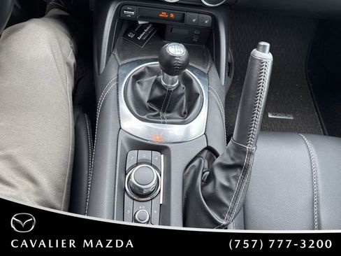 Used 2025 MAZDA MX-5 Miata RF Grand Touring w/ Weather Package RWD image 14