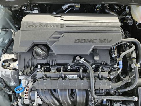 New 2026 Kia K4 FWD image 22