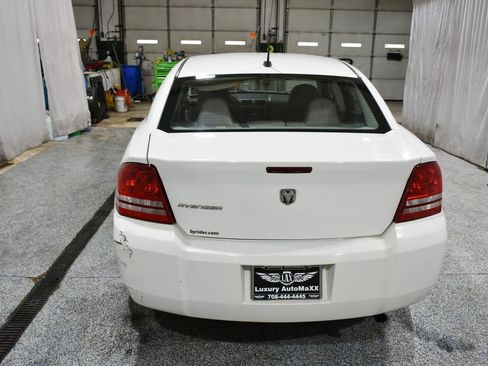 Used 2008 Dodge Avenger SE image 5
