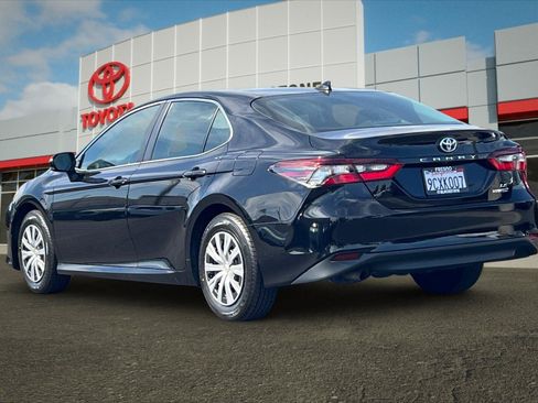 Certified 2022 Toyota Camry LE w/ Cold Weather Package FWD image 5