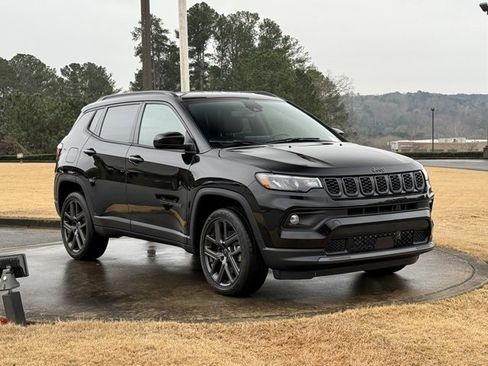 New 2026 Jeep Compass Latitude image 9