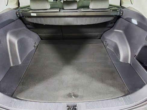 Used 2021 Toyota RAV4 XLE FWD image 28