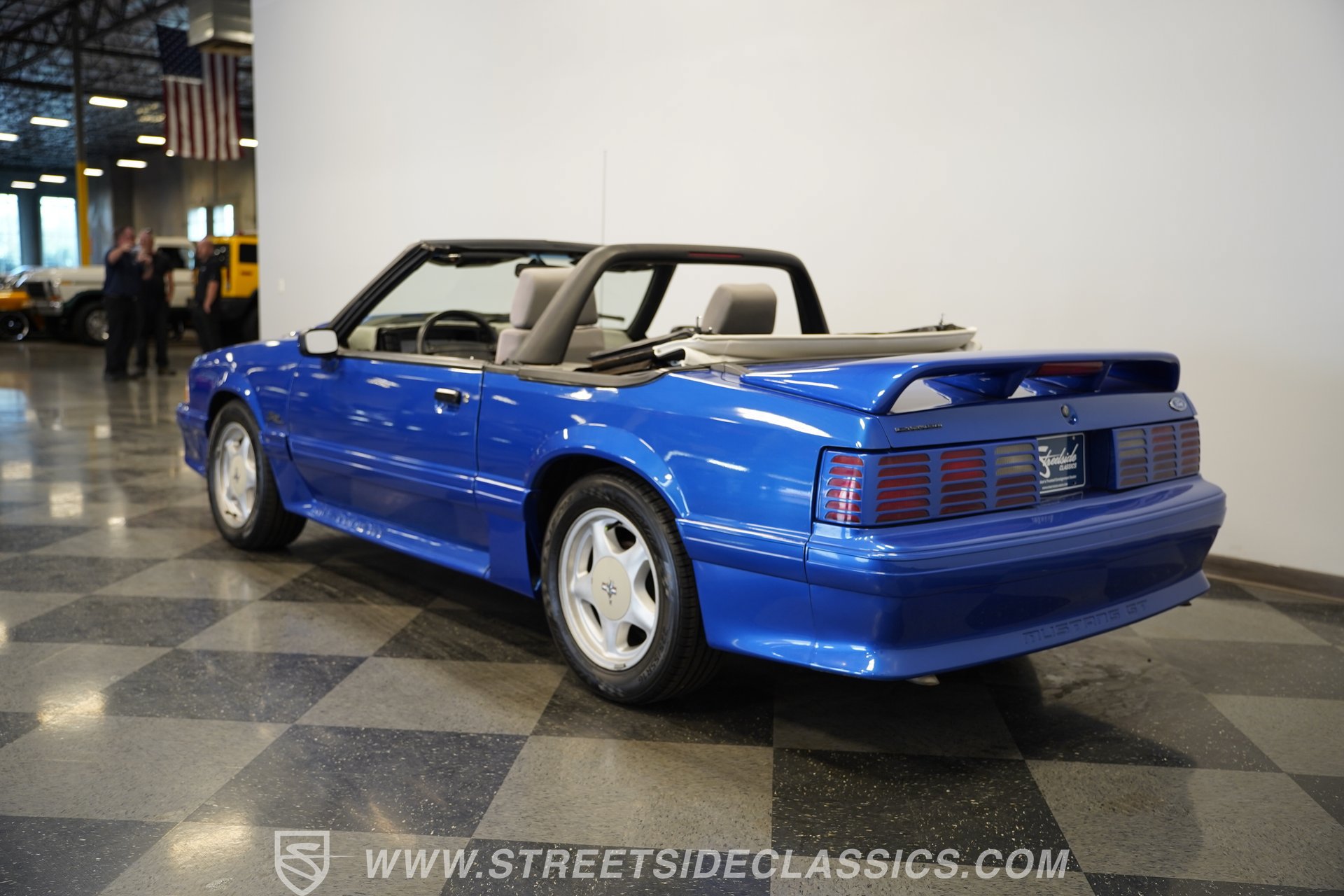 Used 1993 Ford Mustang GT RWD image 11