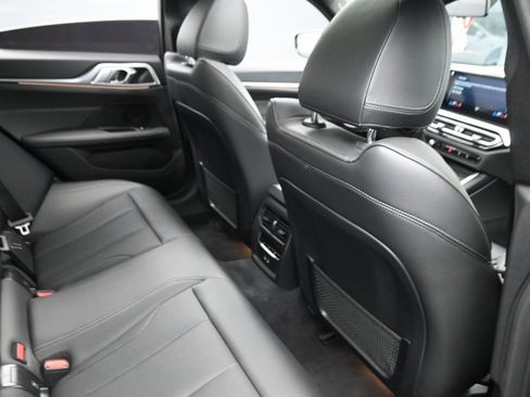 Used 2022 BMW i4 eDrive40 w/ Premium Package image 35