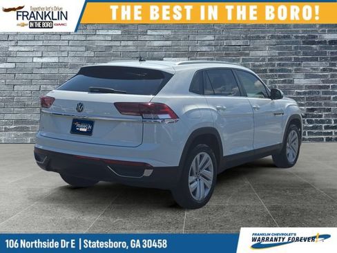 Used 2022 Volkswagen Atlas Cross Sport SE w/ Panoramic Sunroof Package FWD image 6