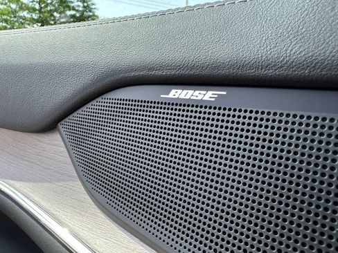 New 2025 Volvo EX90 Plus image 17