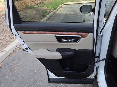 Used 2018 Honda CR-V EX image 24