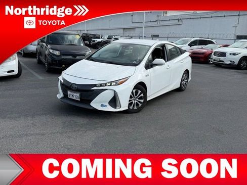 Used 2021 Toyota Prius Prime LE image 1