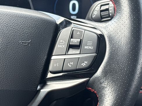 Used 2025 Ford Explorer ST-Line w/ ST-Line Street Pack AWD/4WD image 5