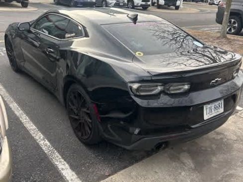 Used 2021 Chevrolet Camaro LT w/ RS Package image 15