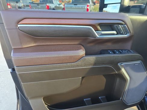 Used 2024 GMC Sierra 2500 Denali w/ Denali Reserve Package image 19