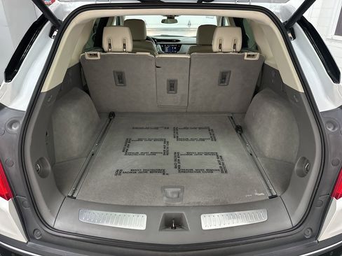 Used 2017 Cadillac XT5 Luxury w/ Driver Awareness Package image 34