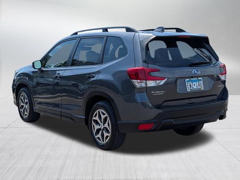 Used 2020 Subaru Forester Premium w/ Popular Package #1 AWD/4WD image 3