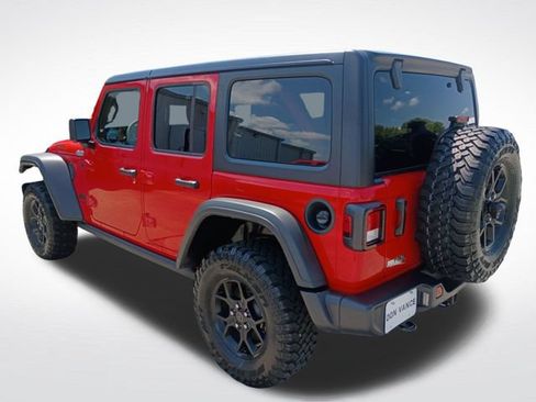 Used 2025 Jeep Wrangler Unlimited Sport AWD/4WD image 3