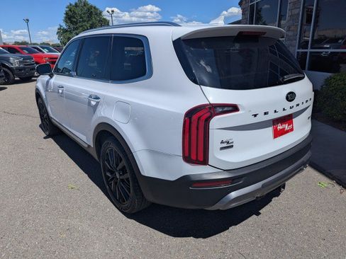 Used 2021 Kia Telluride SX w/ SX Prestige Package AWD/4WD image 3