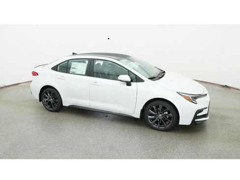 New 2026 Toyota Corolla SE image 12