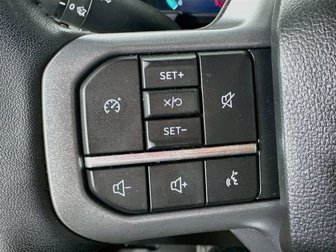 Used 2024 Ford F350 Lariat AWD/4WD image 23