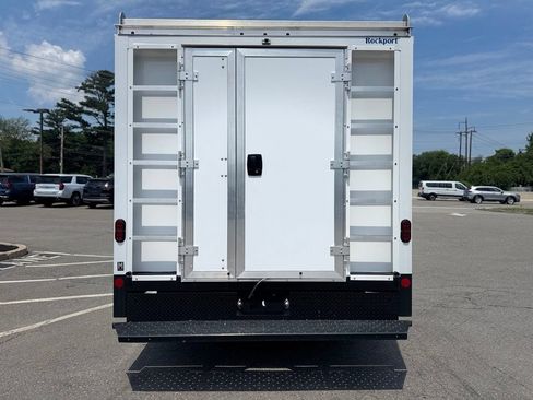 Used 2022 Chevrolet Express 3500 w/ Power Convenience Package RWD image 6