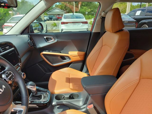 Used 2025 Kia Soul EX FWD image 20