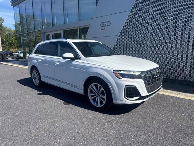 Certified 2025 Audi Q7 3.0T Prestige AWD/4WD image 1