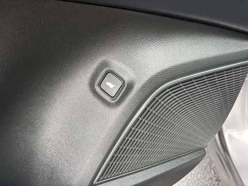 Used 2023 Acura MDX SH-AWD w/ Technology Package image 16