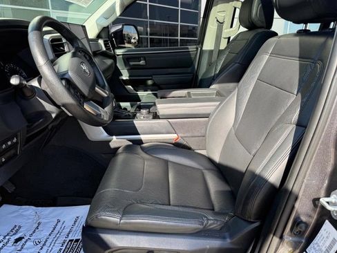Used 2022 Toyota Tundra Limited w/ Power Package AWD/4WD image 15