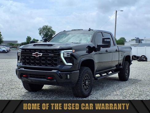 Used 2025 Chevrolet Silverado 2500 ZR2 image 13